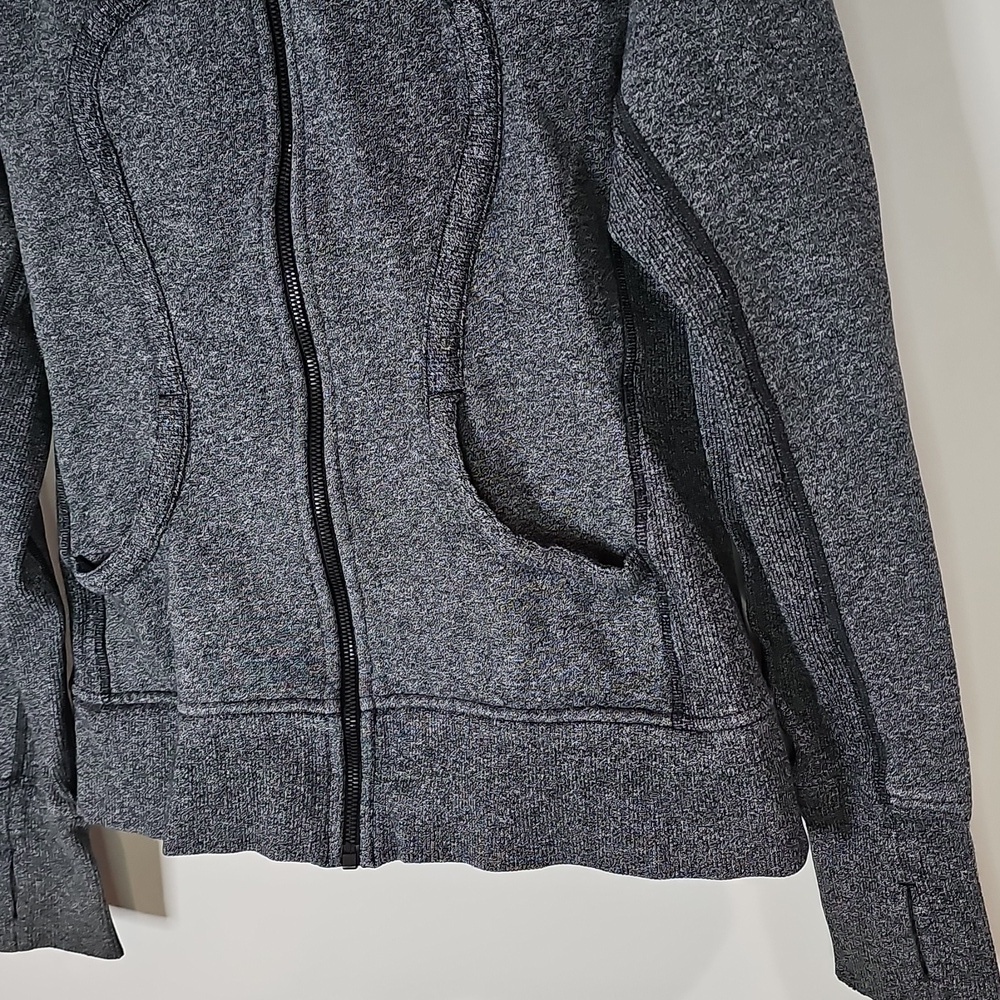 Lululemon Athletica Gray Size 8 Zip-Up Design Jacket - Picture 3 of 6